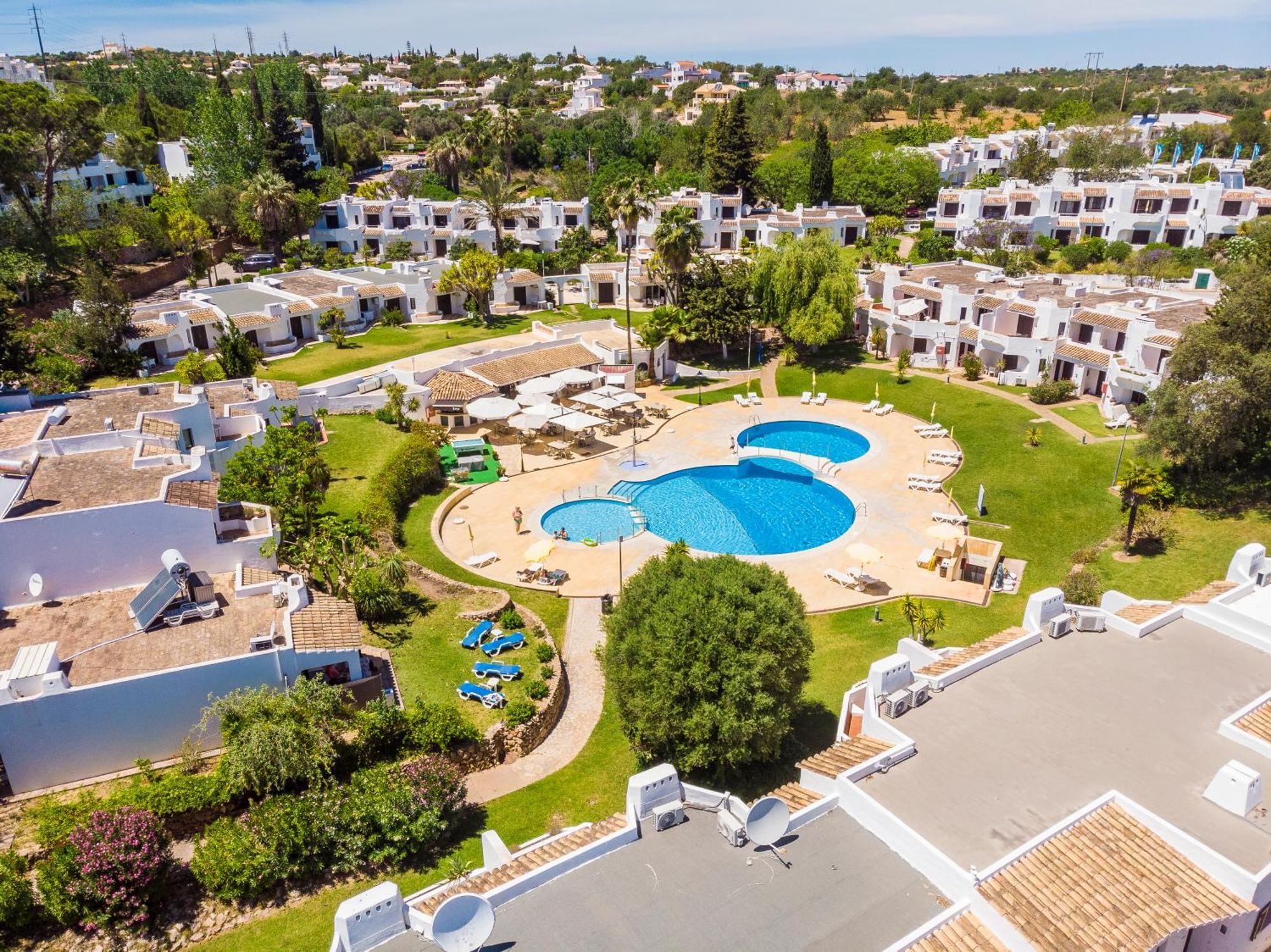Apartamento Family Holidays With Pool View